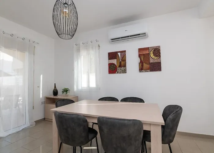 Pernera Gardens Ekaterina Villa *