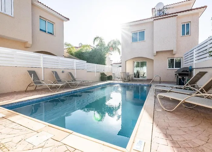 Pernera Gardens Ekaterina Villa