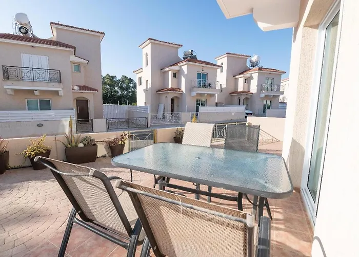 Villa Pernera Gardens Ekaterina