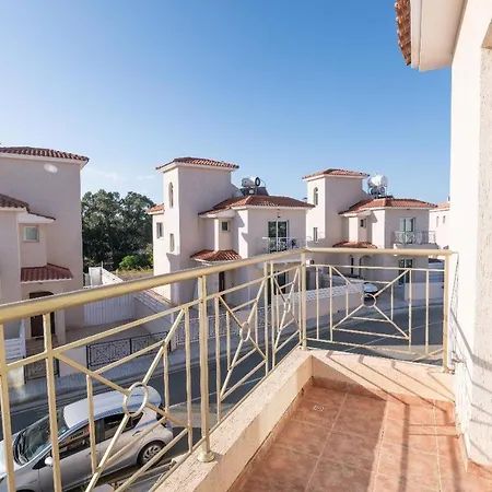 Pernera Gardens Ekaterina Willa