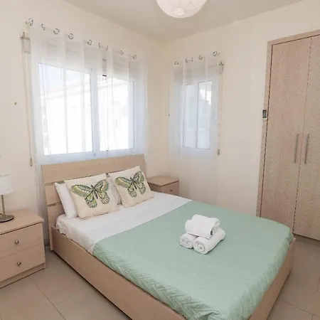 Pernera Gardens Ekaterina Villa *