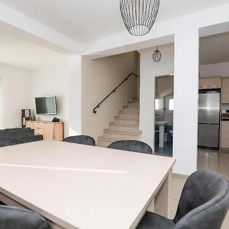 Villa Pernera Gardens Ekaterina *