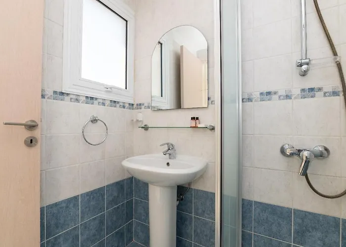 Pernera Gardens Ekaterina Villa *