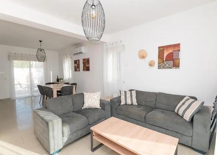 Pernera Gardens Ekaterina * Protaras